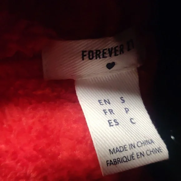 Fluffy "naughty" hoodie - Picture 8 of 8